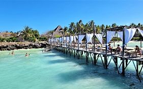 Zanzibar Reef & Beach Resort